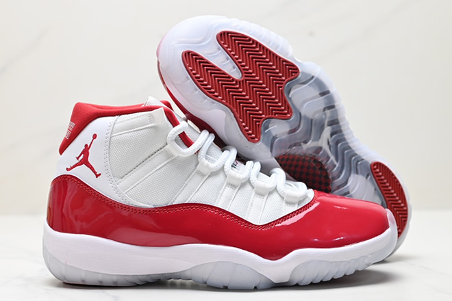 Women Jordan 11 Retro 18